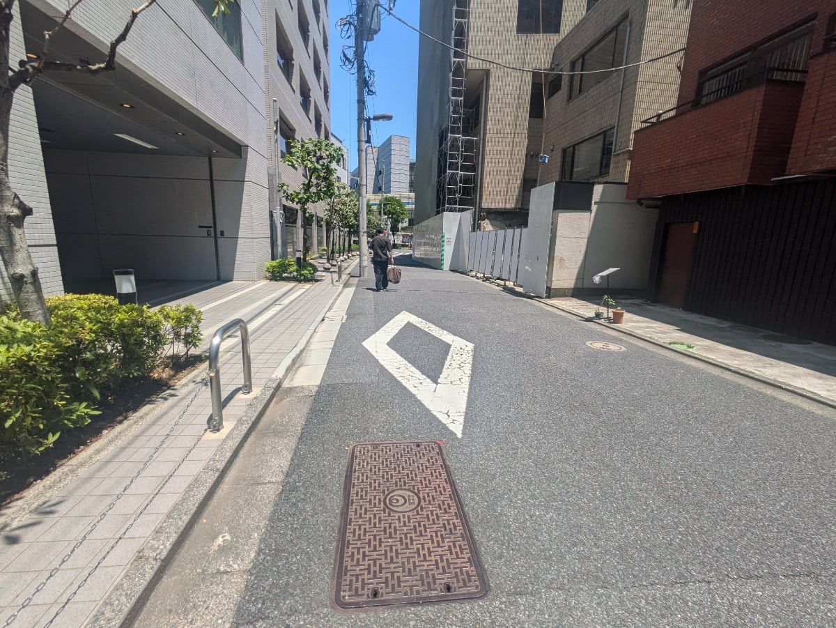 v20250927150706/fresh/building/J00100368202_12