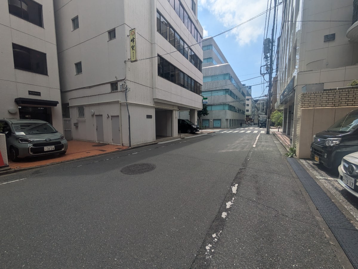 v20250927150706/fresh/building/J00100384012_11