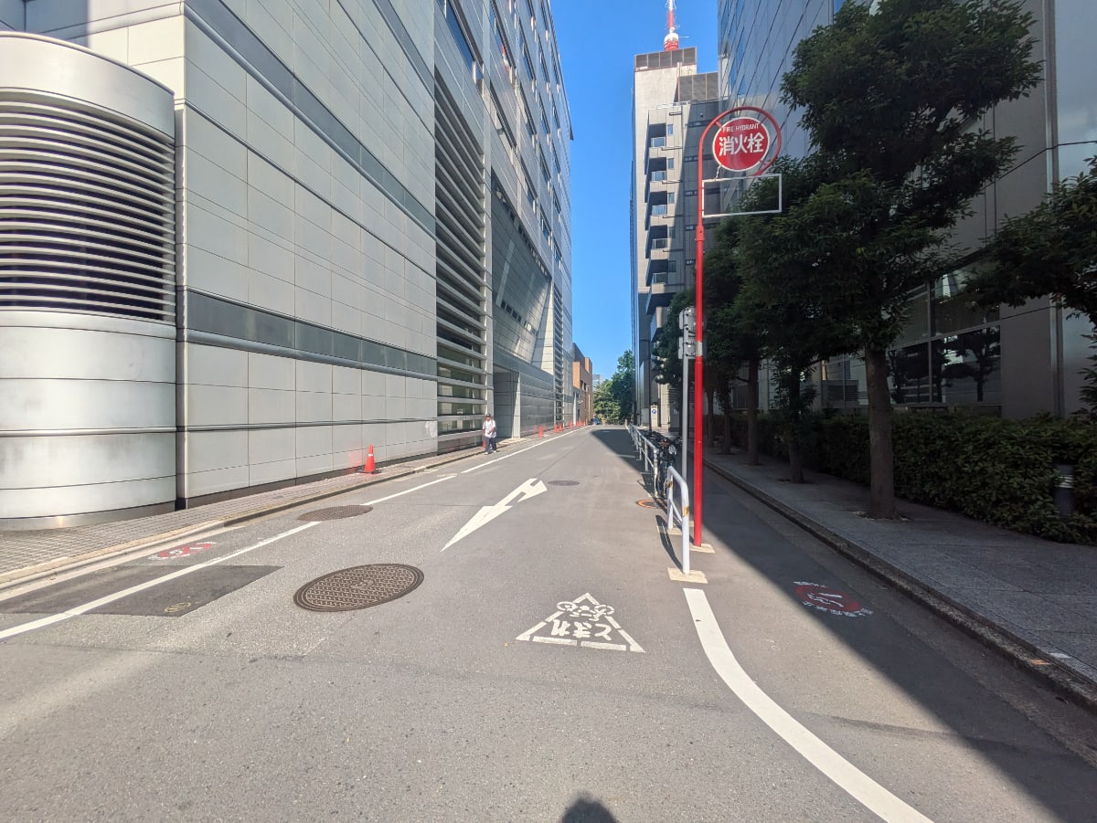 v20250927150706/fresh/building/J00100384051_23