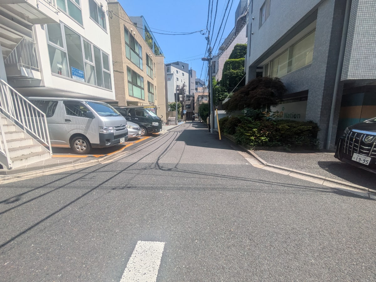 v20250927150706/fresh/building/J00100384415_13