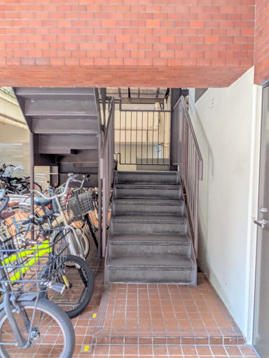 v20250927150706/fresh/building/J00100392971_16