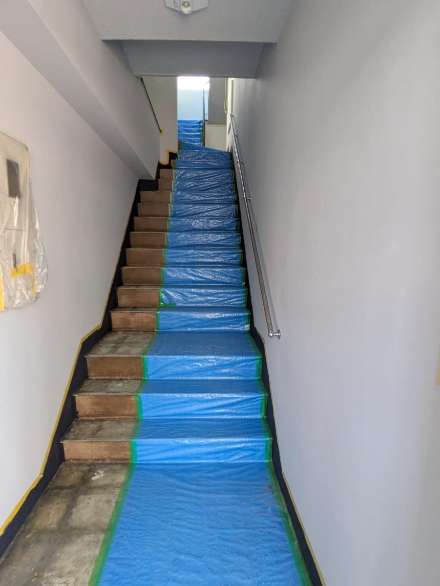v20250927150706/fresh/building/J00100405301_4