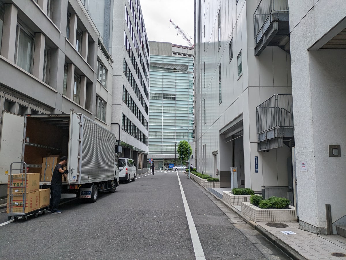 v20250929150708/fresh/building/J00100357313_2