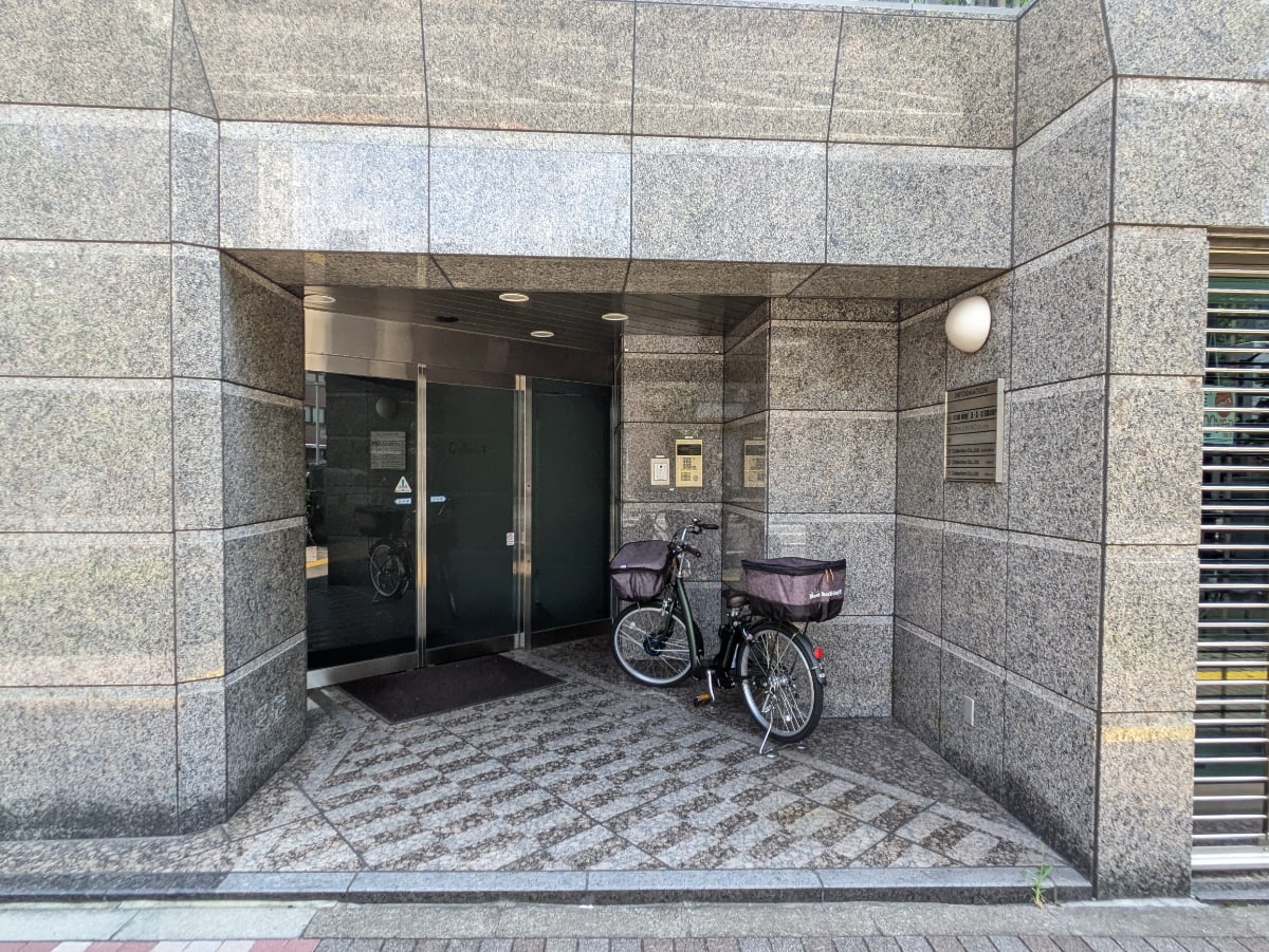 v20250929150708/fresh/building/J00100358704_3