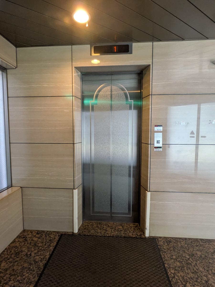 v20250929150708/fresh/building/J00100358704_4