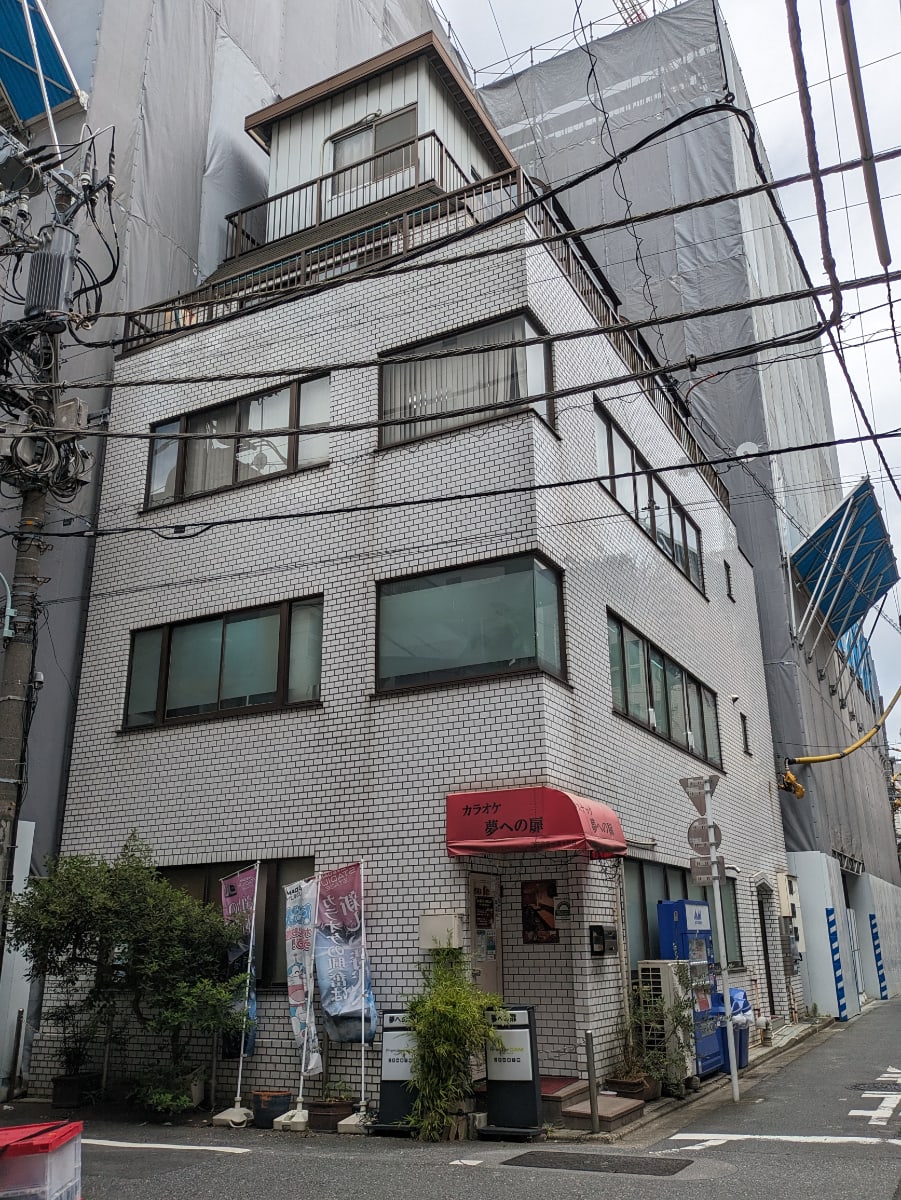 v20250929150708/fresh/building/J00100359635_6