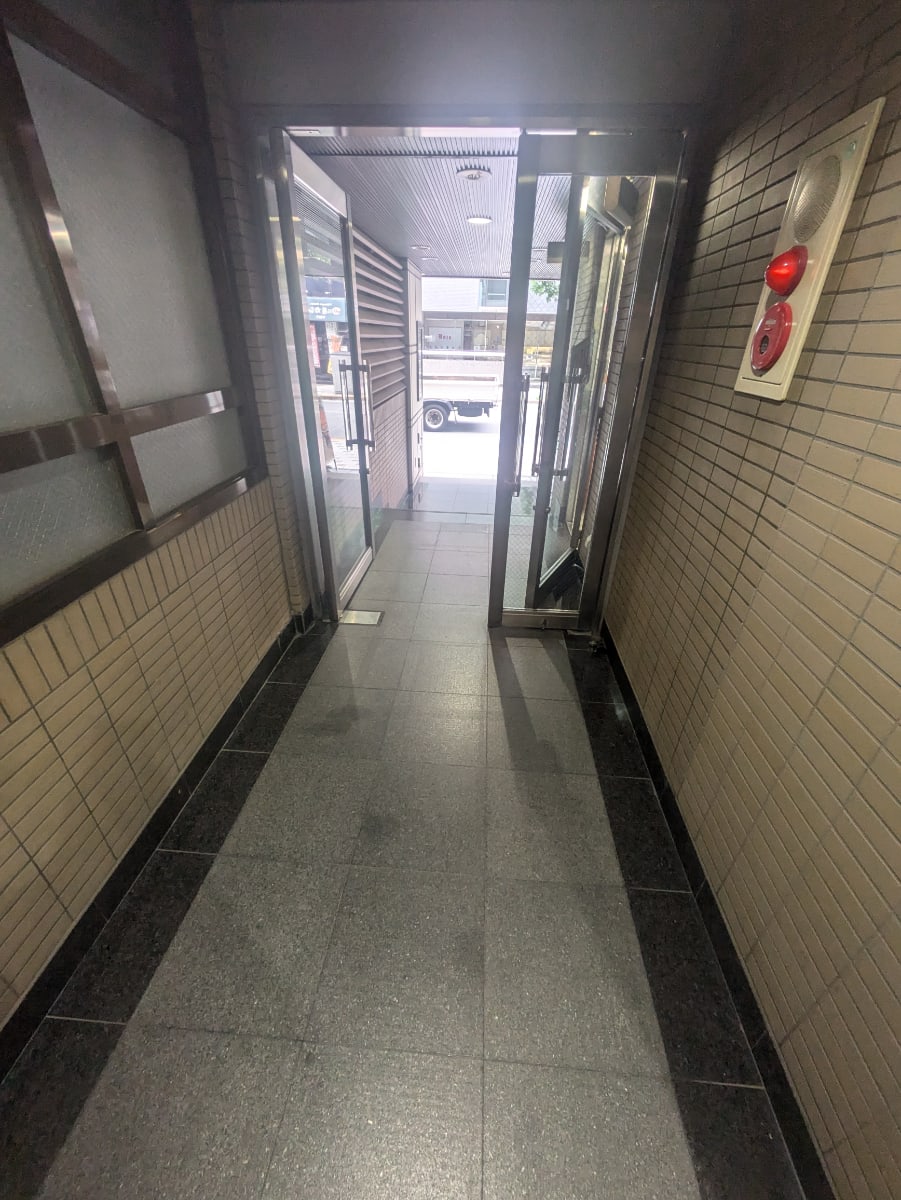 v20250929150708/fresh/building/J00100374116_7