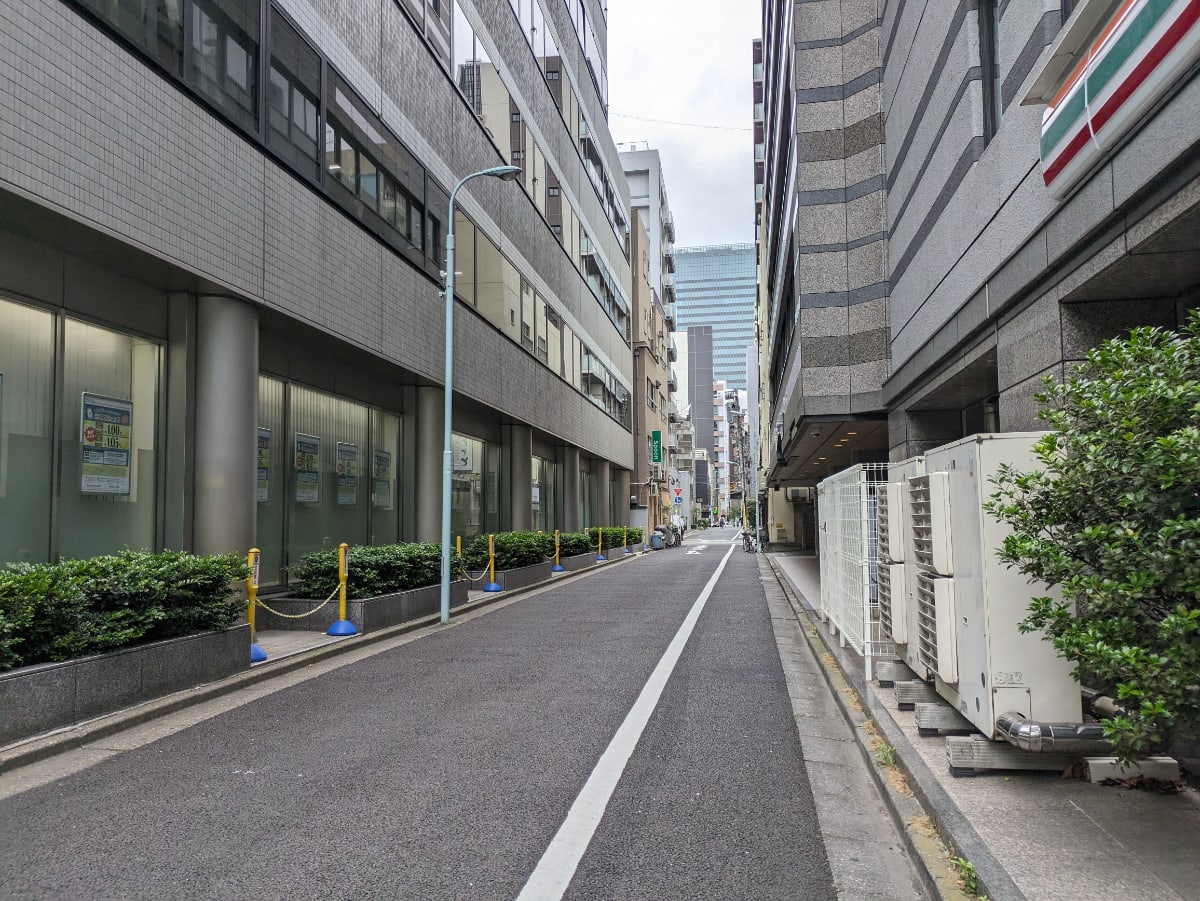 v20250929150708/fresh/building/J00100383827_12