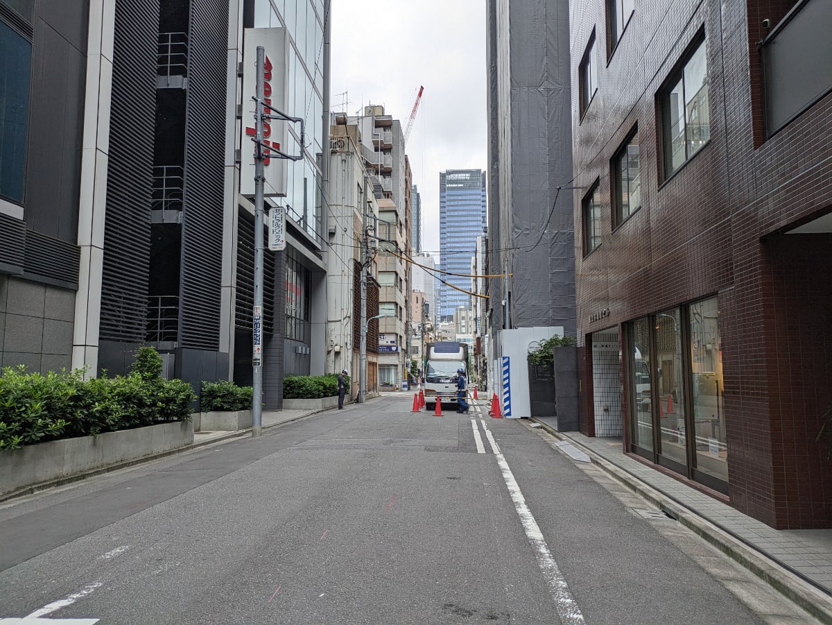 v20250929150708/fresh/building/J00100383828_12