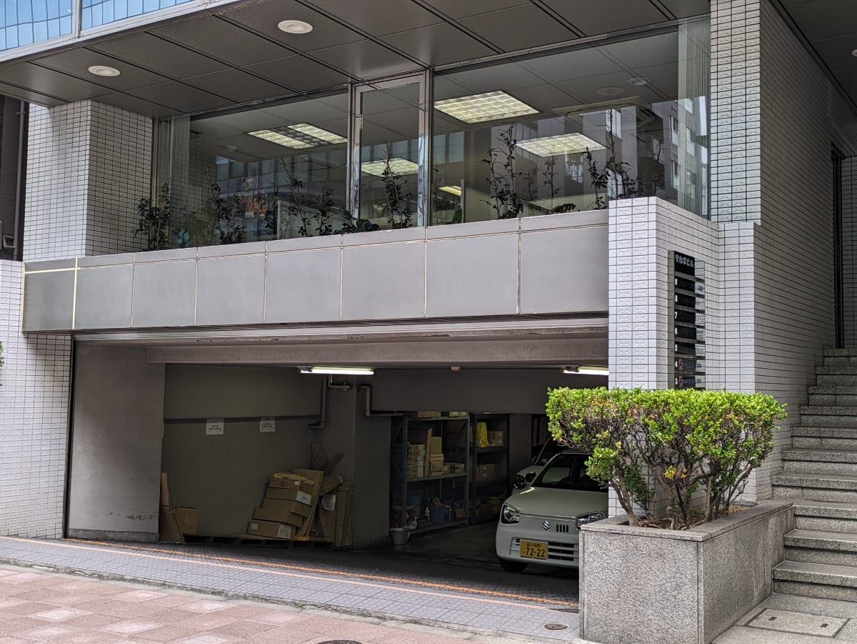 v20250929150708/fresh/building/J00100383829_9