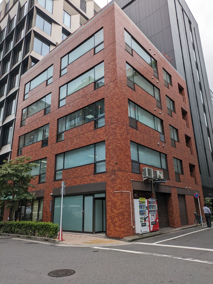 v20250929150708/fresh/building/J00100383841_9