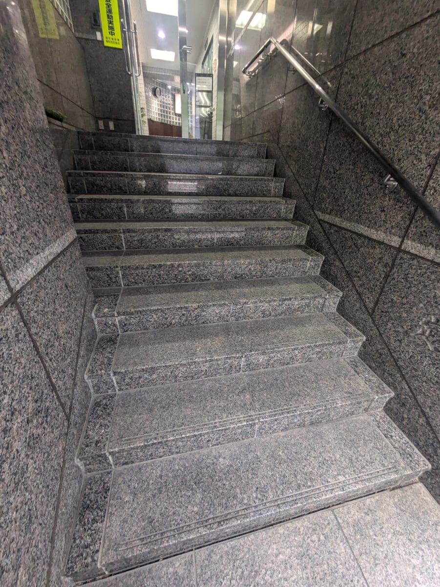 v20250929150708/fresh/building/J00100384046_9