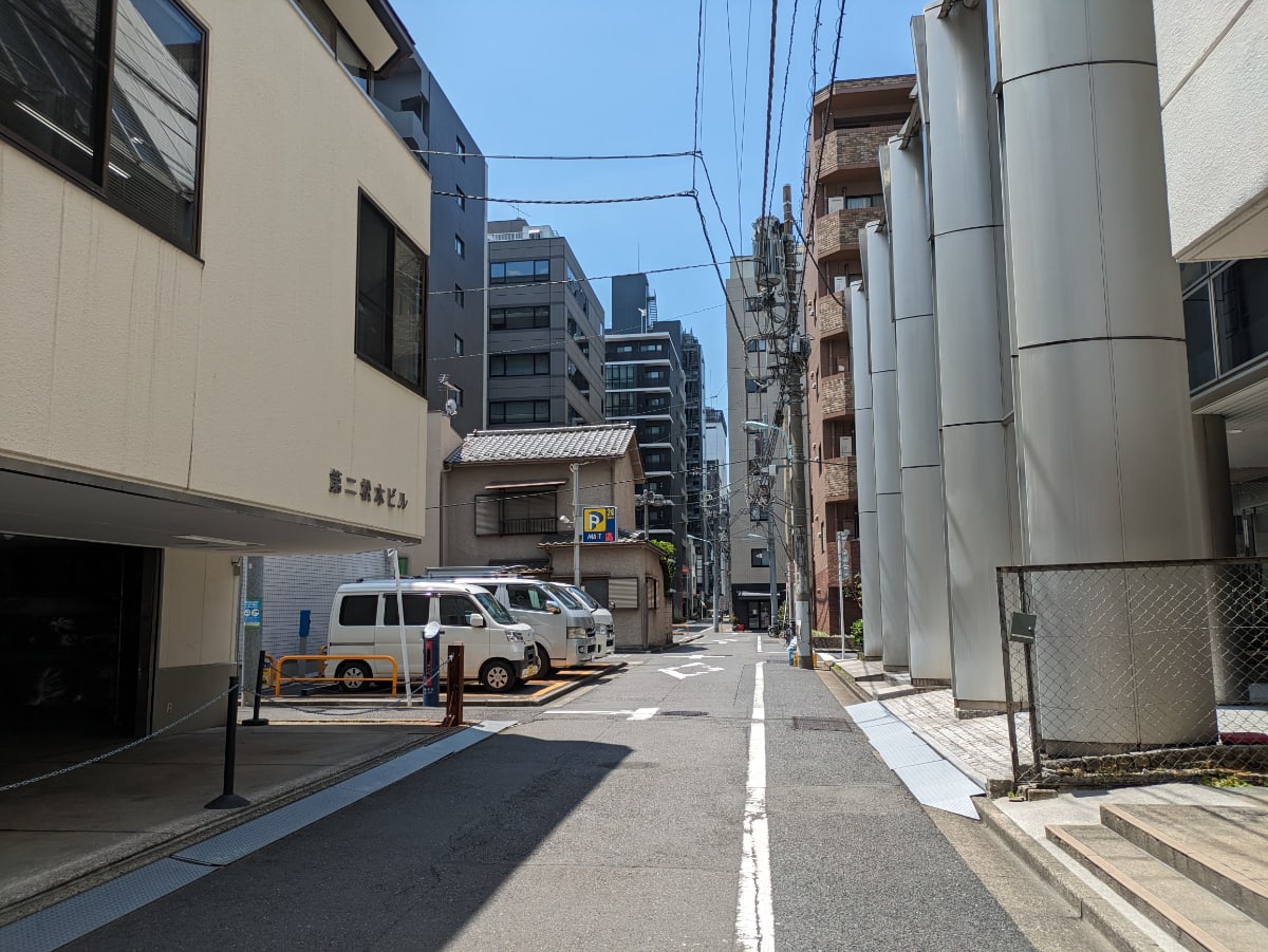 v20250929150708/fresh/building/J00100385648_2