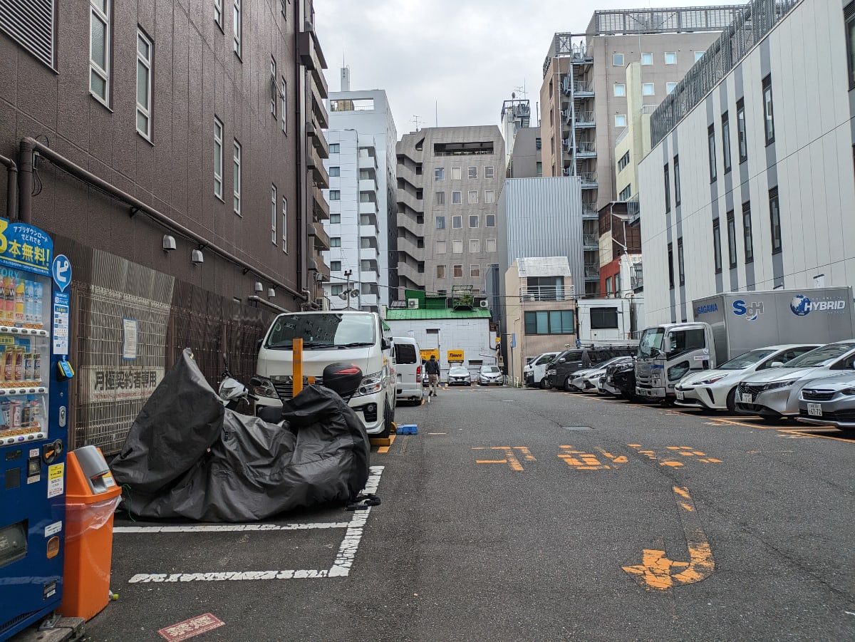 v20250929150708/fresh/building/J00100386105_11
