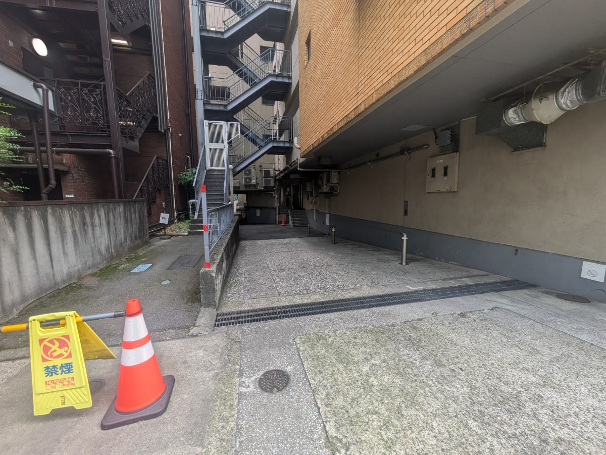 v20250929150708/fresh/building/J00100389767_7