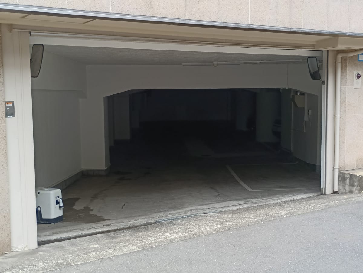 v20250929150708/fresh/building/J00100389928_9