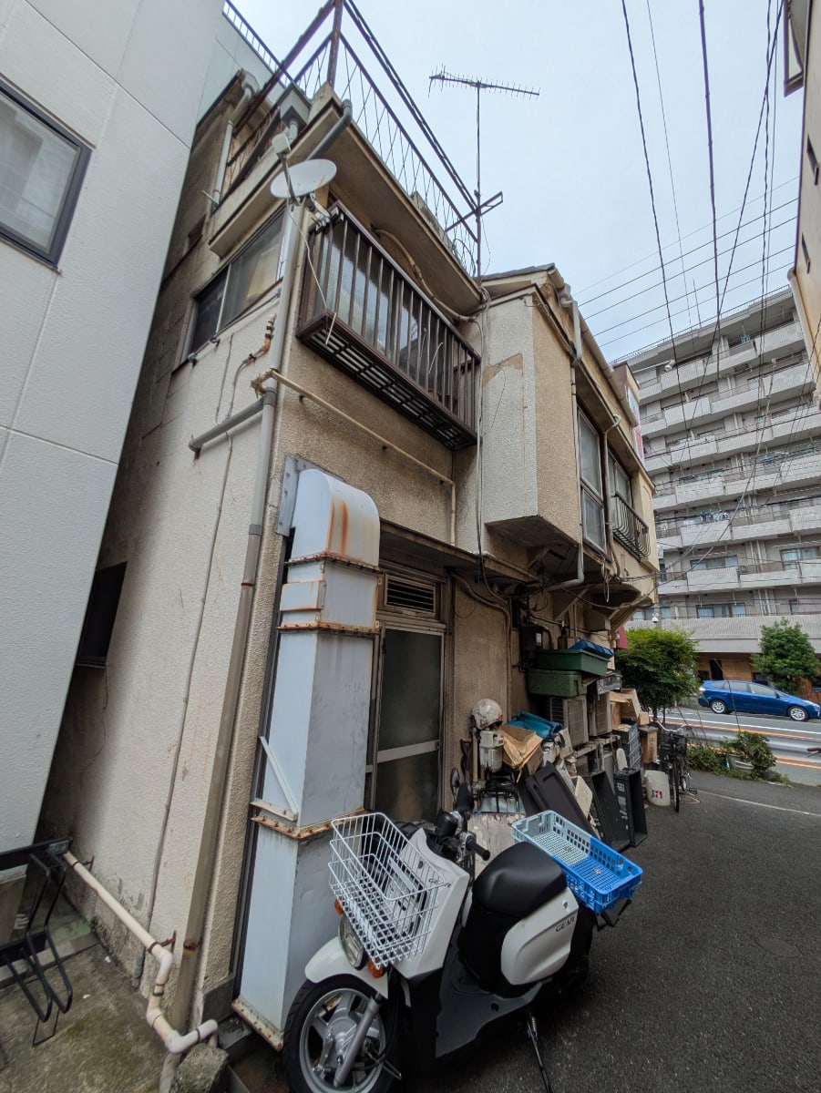 v20250929150708/fresh/building/J00100394450_8