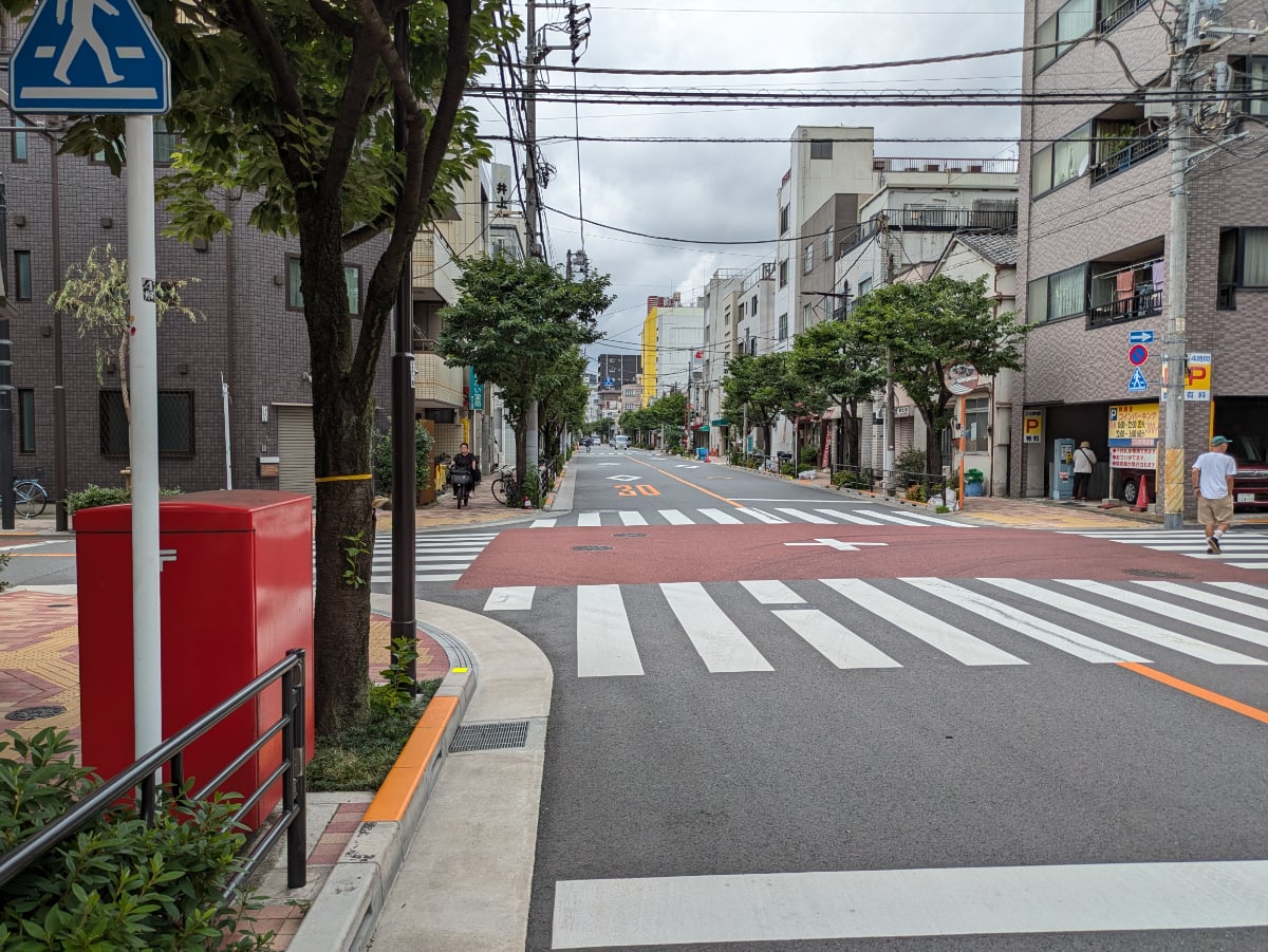 v20250929150708/fresh/building/J00100395824_2