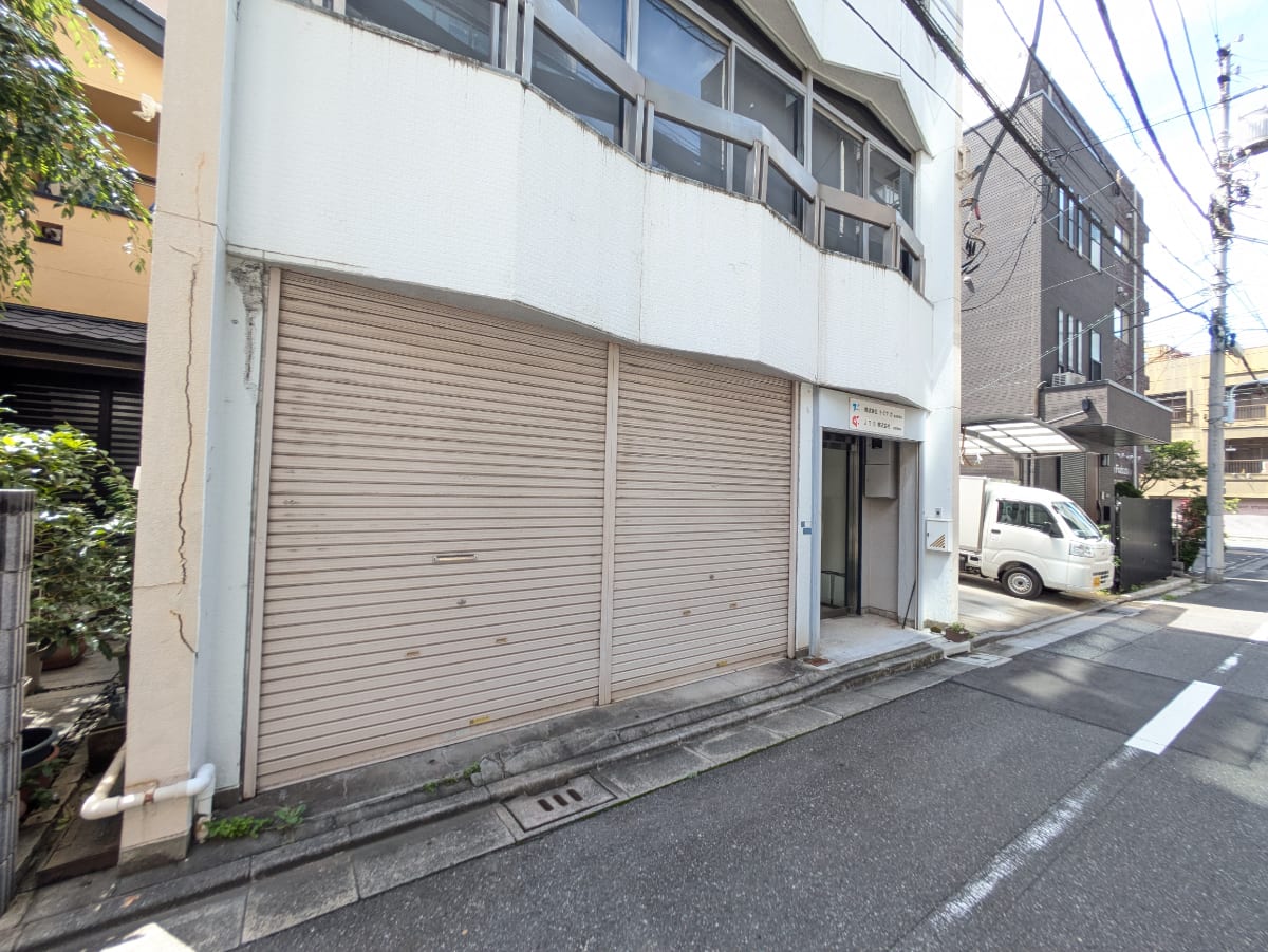 v20250929150708/fresh/building/J00100402585_10