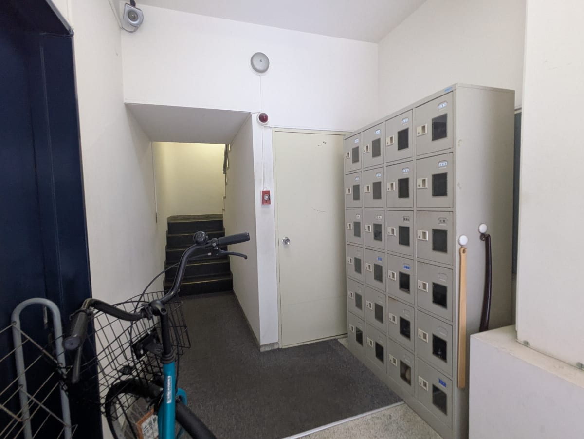 v20250929150708/fresh/building/J00100402585_12