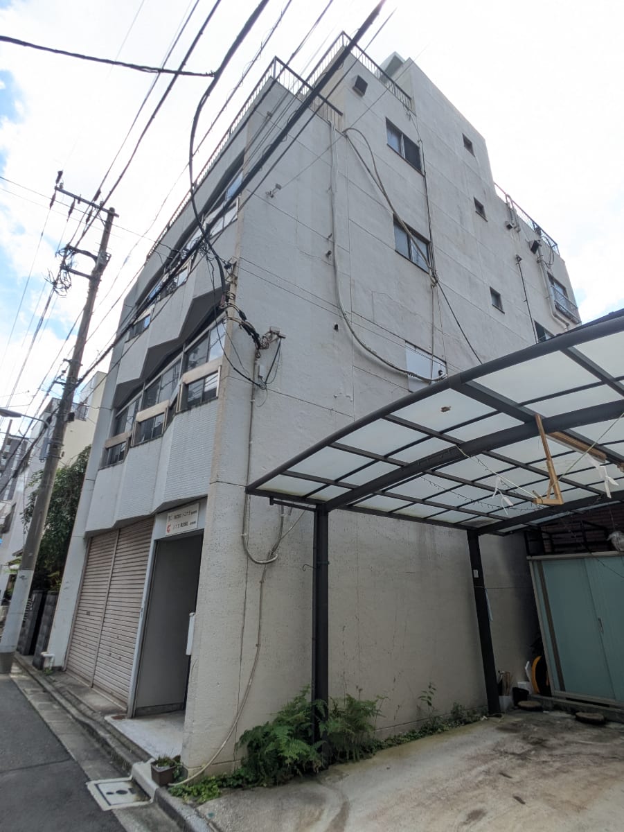 v20250929150708/fresh/building/J00100402585_9