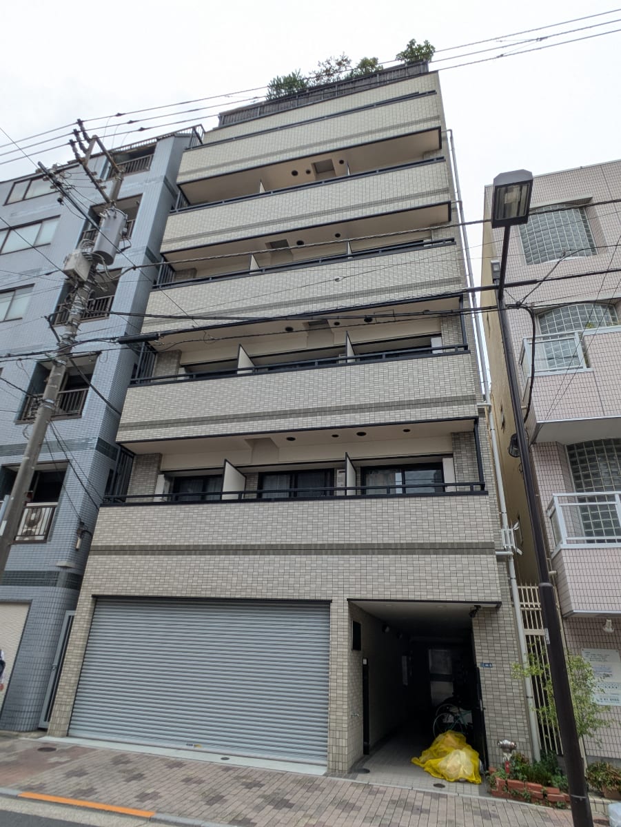 v20250929150708/fresh/building/J00100402888_6