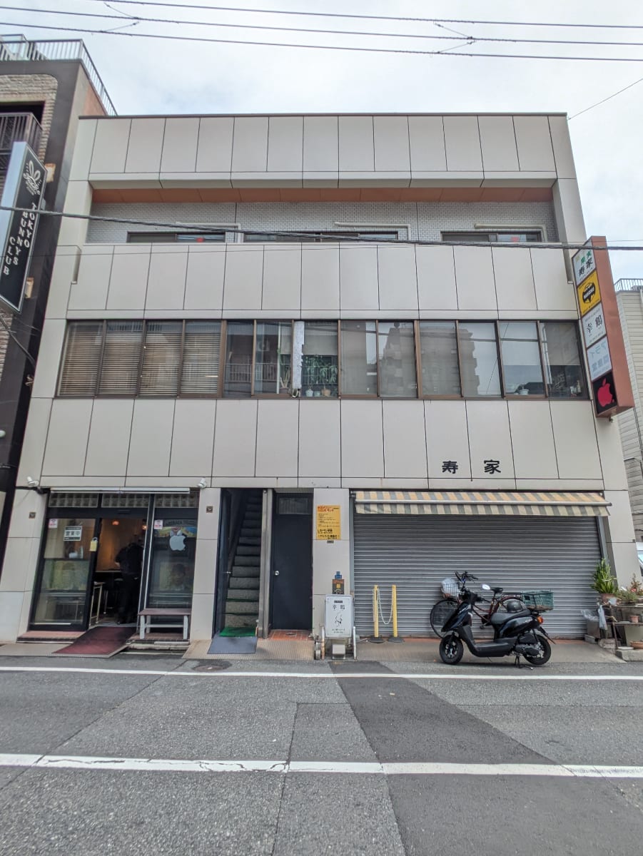 v20250929150708/fresh/building/J00100403276_1