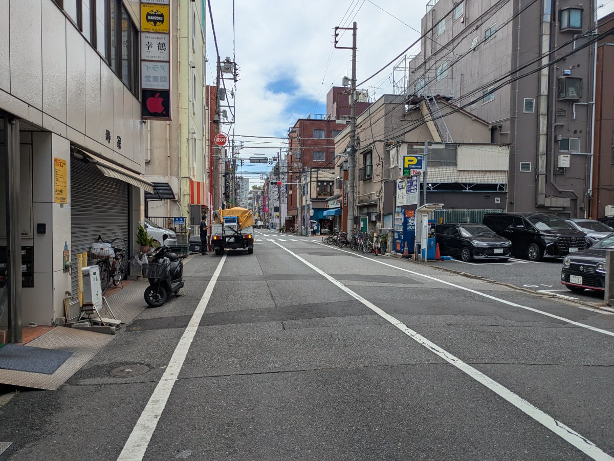 v20250929150708/fresh/building/J00100403276_12