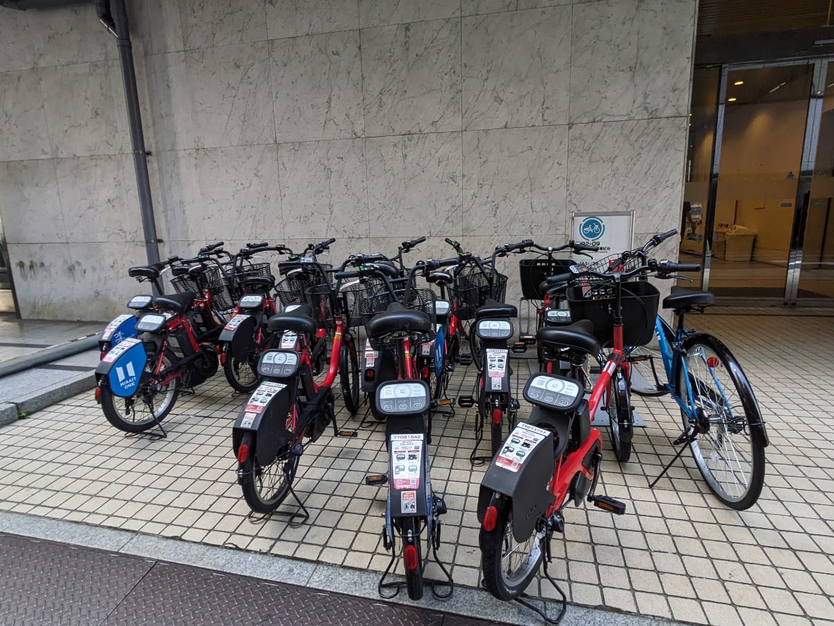 v20250929150708/fresh/building/J00100403541_19