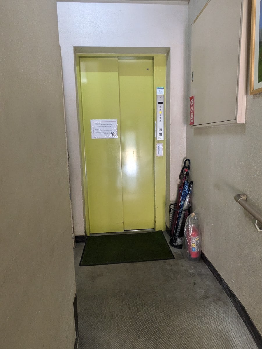 v20250929150708/fresh/building/J00100404512_4