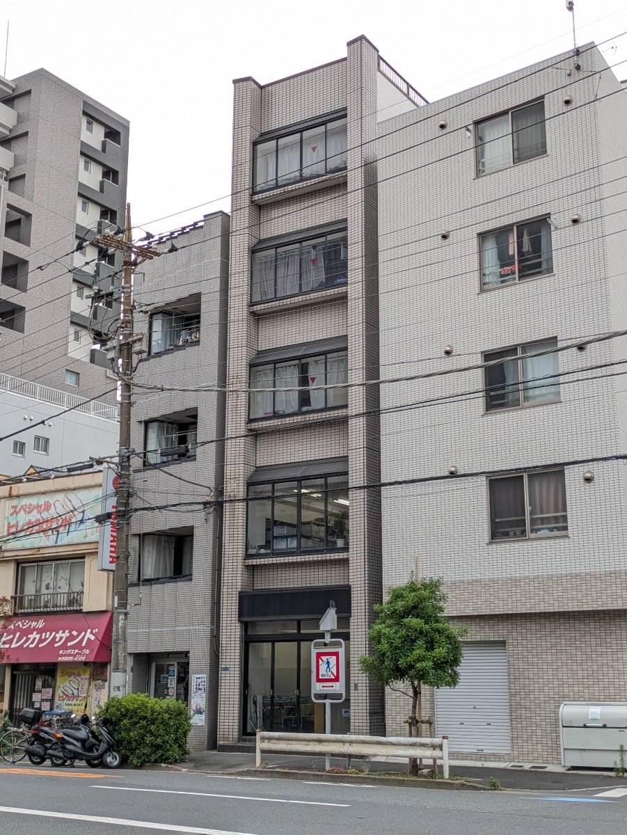 v20250929150708/fresh/building/J00100404928_8