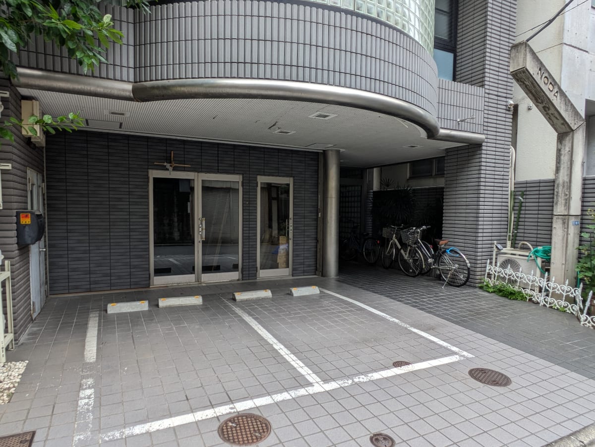 v20250929150708/fresh/building/J00100405706_11