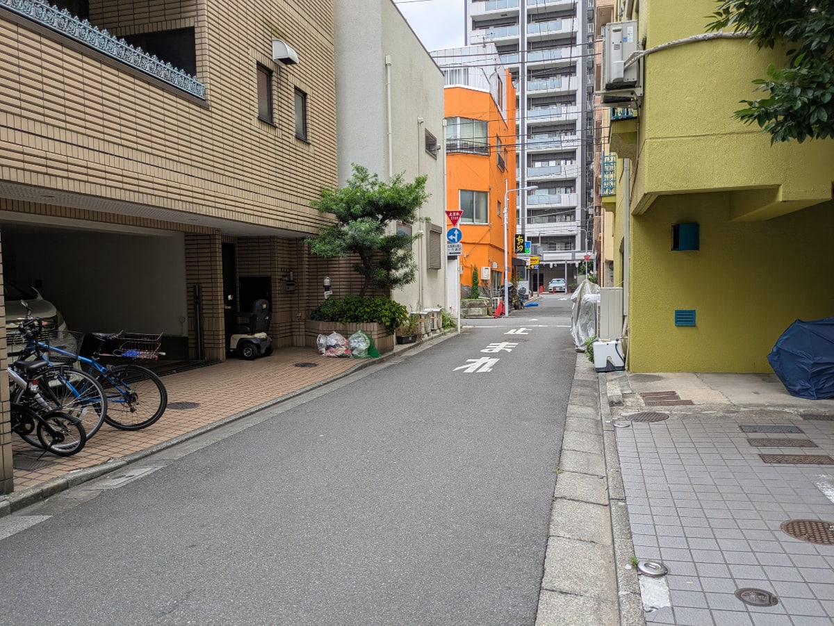 v20250929150708/fresh/building/J00100405706_14