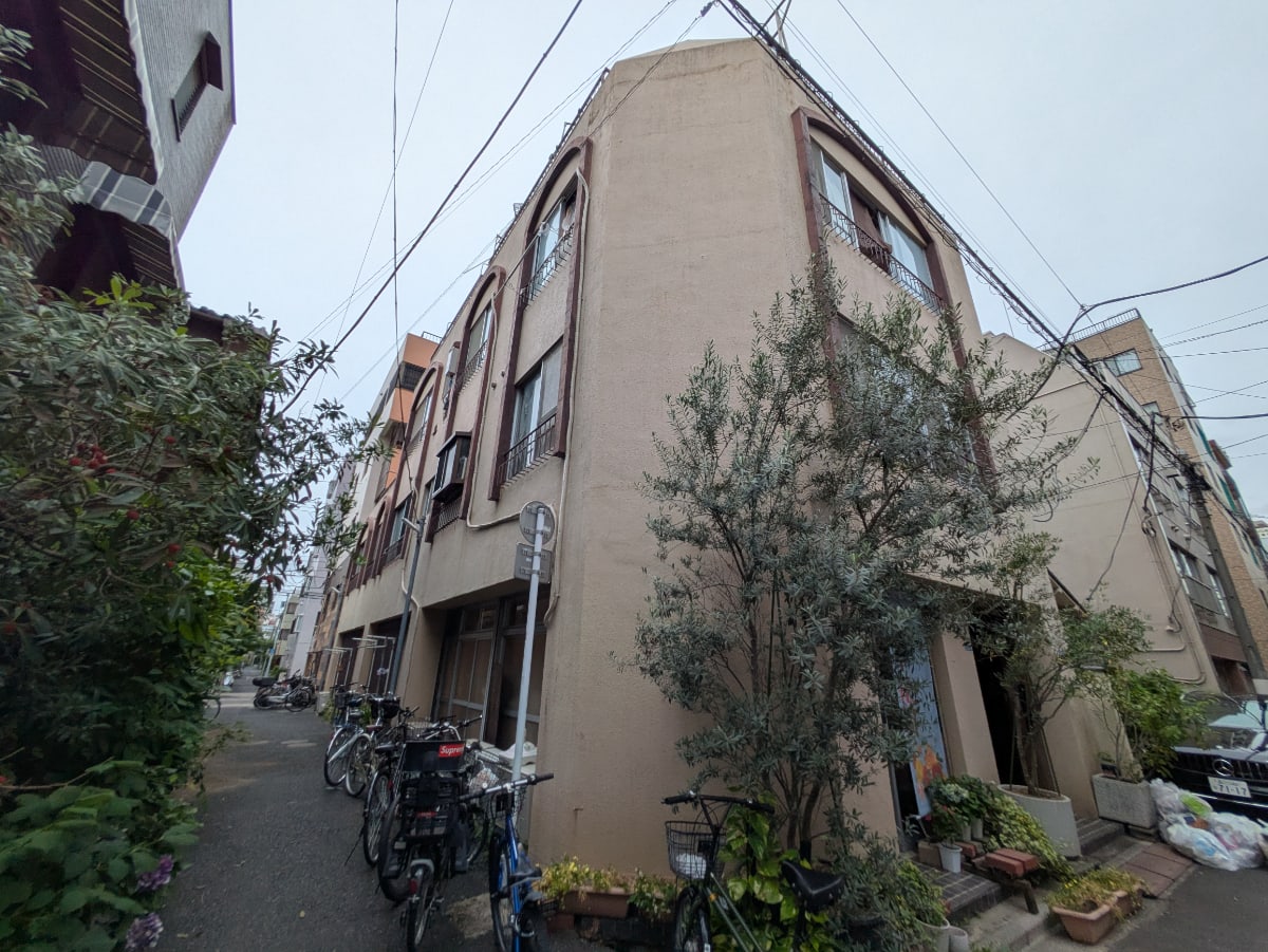 v20250929150708/fresh/building/J00100407262_9