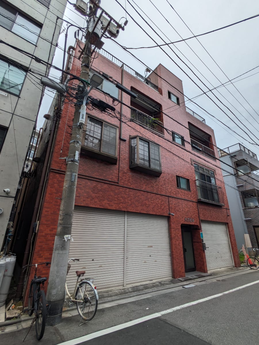 v20250929150708/fresh/building/J00100408524_8