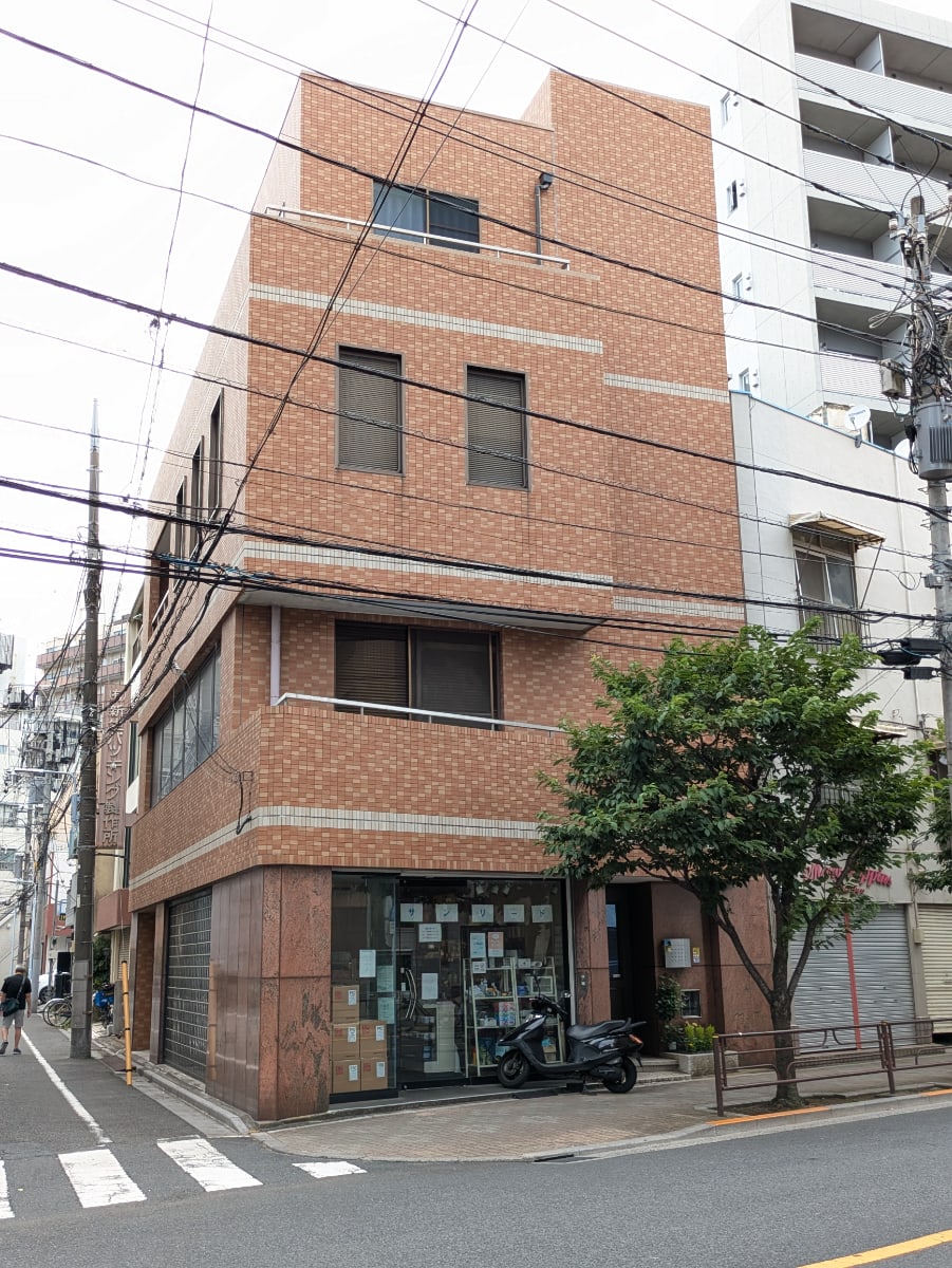 v20250929150708/fresh/building/J00100413705_1