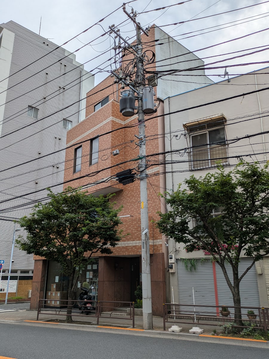 v20250929150708/fresh/building/J00100413705_5