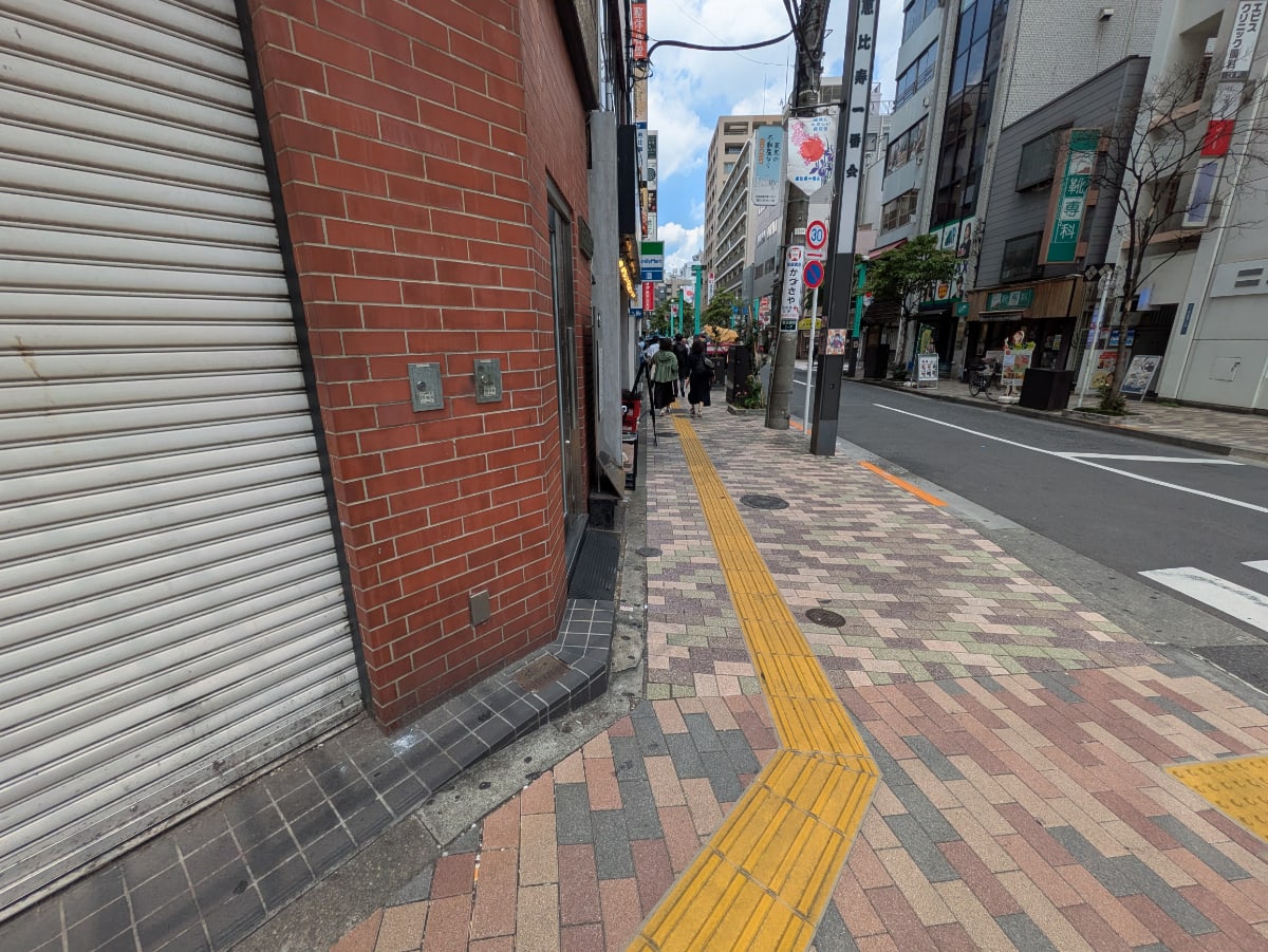 v20250929150708/fresh/building/J00100417623_2