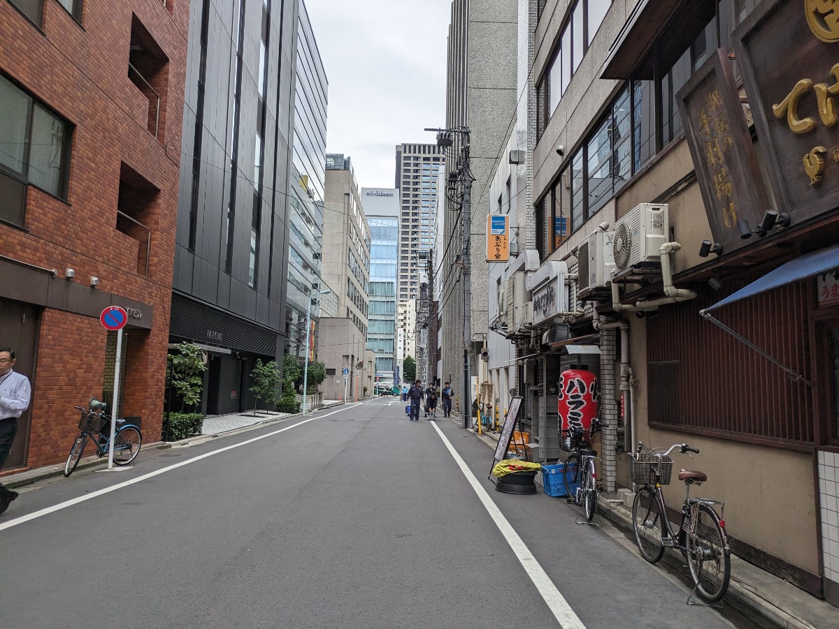 v20250929150708/fresh/building/J00100418249_19