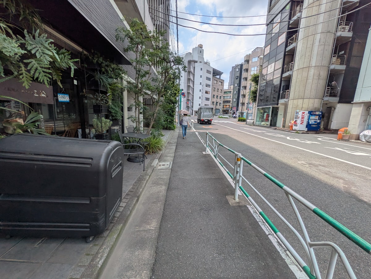 v20250929150708/fresh/building/J00100418610_14
