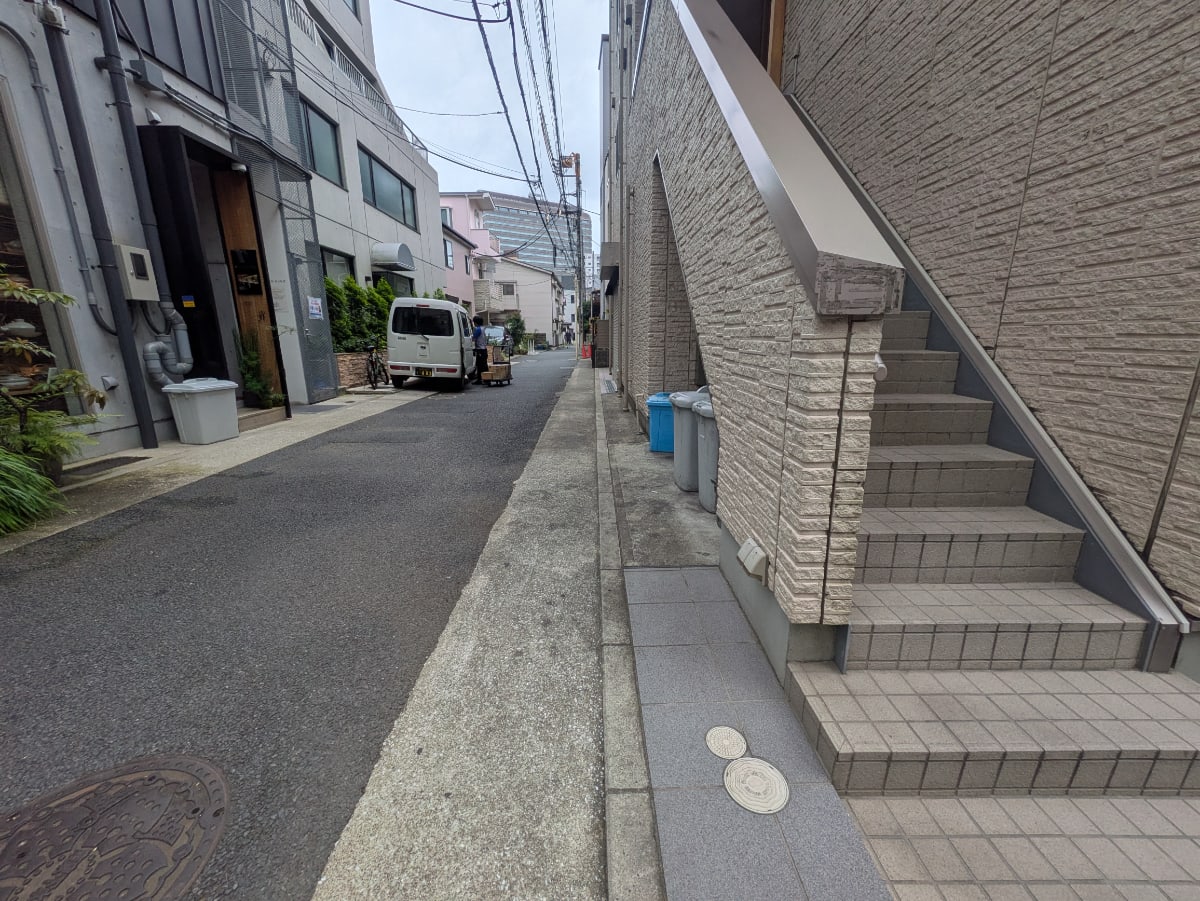 v20250929150708/fresh/building/J00100418754_11