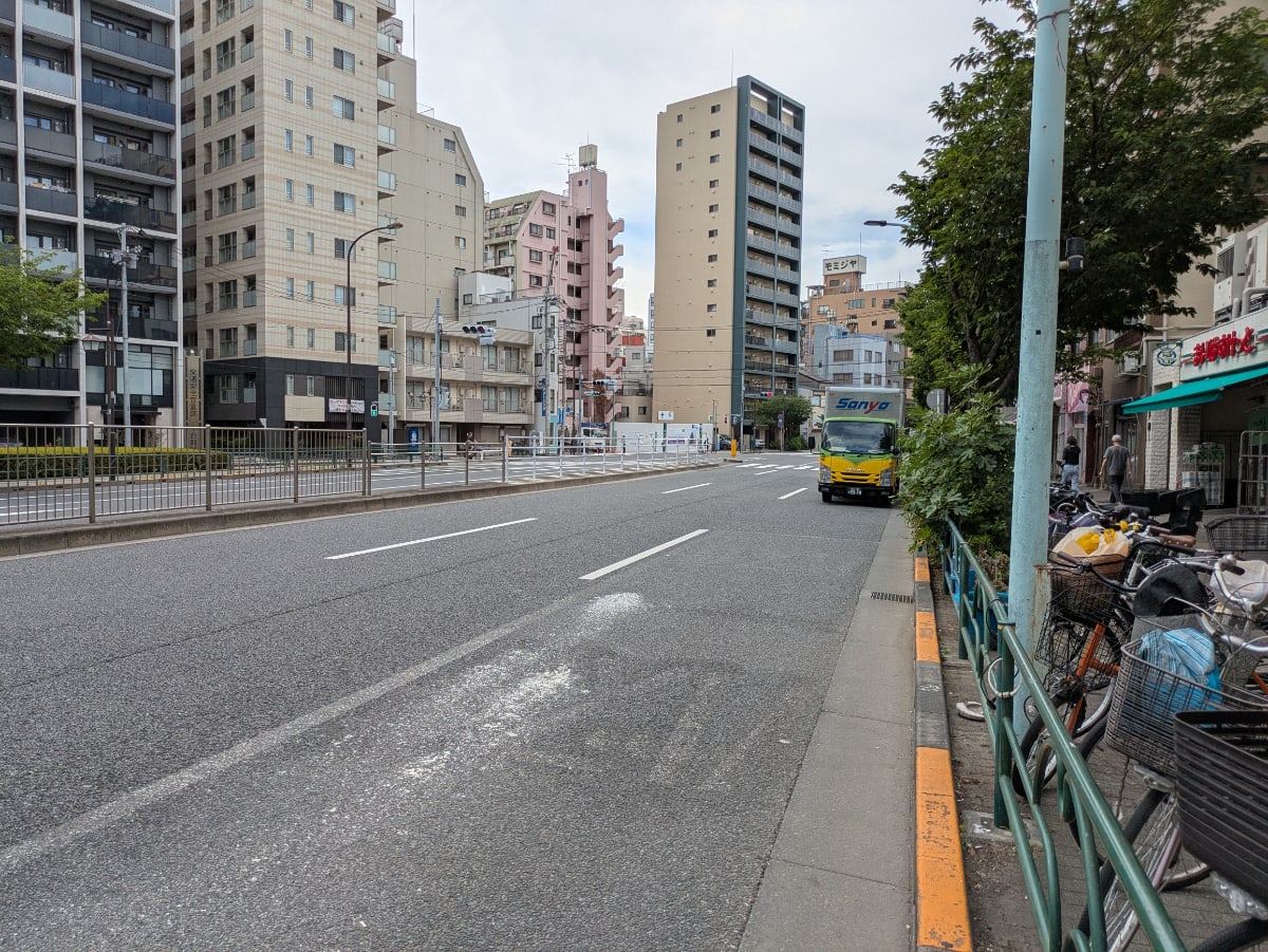 v20250929150708/fresh/building/J00100425319_14
