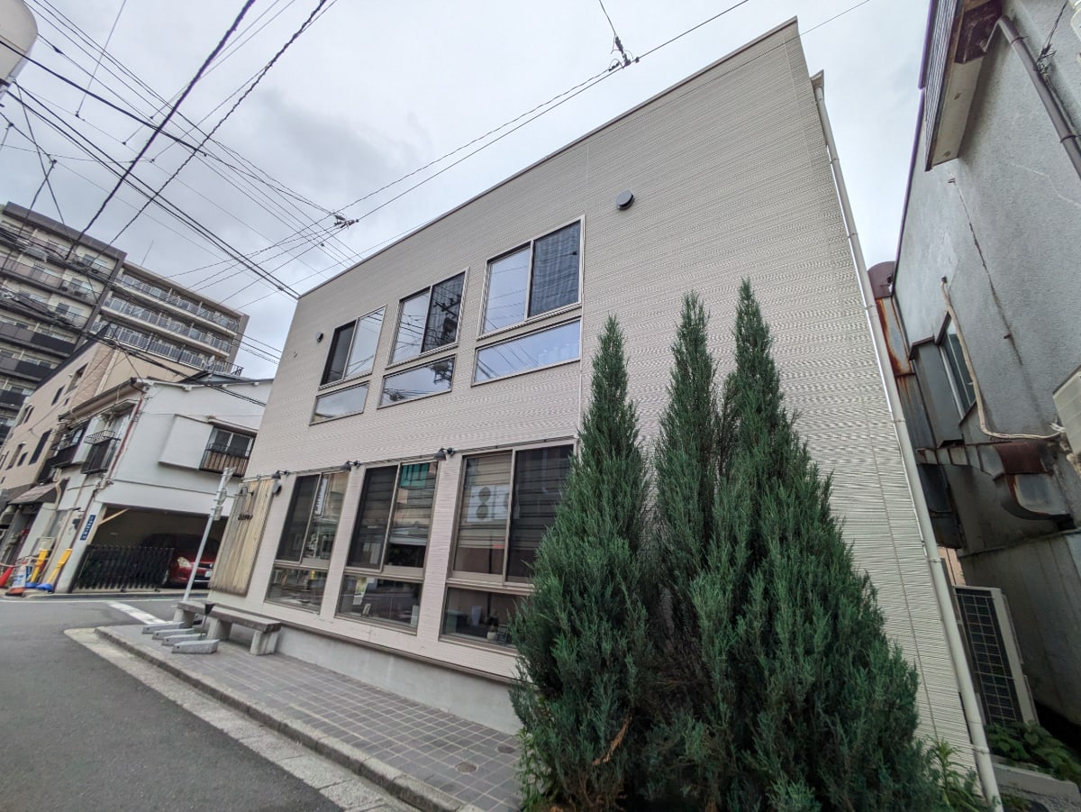 v20250929150708/fresh/building/J00100477119_9