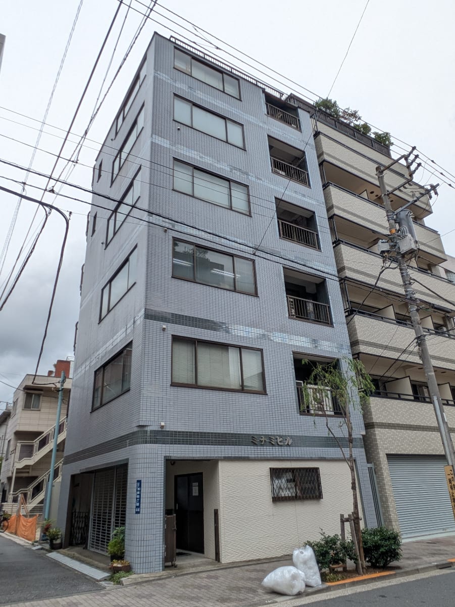v20250929150708/fresh/building/J00100495899_7