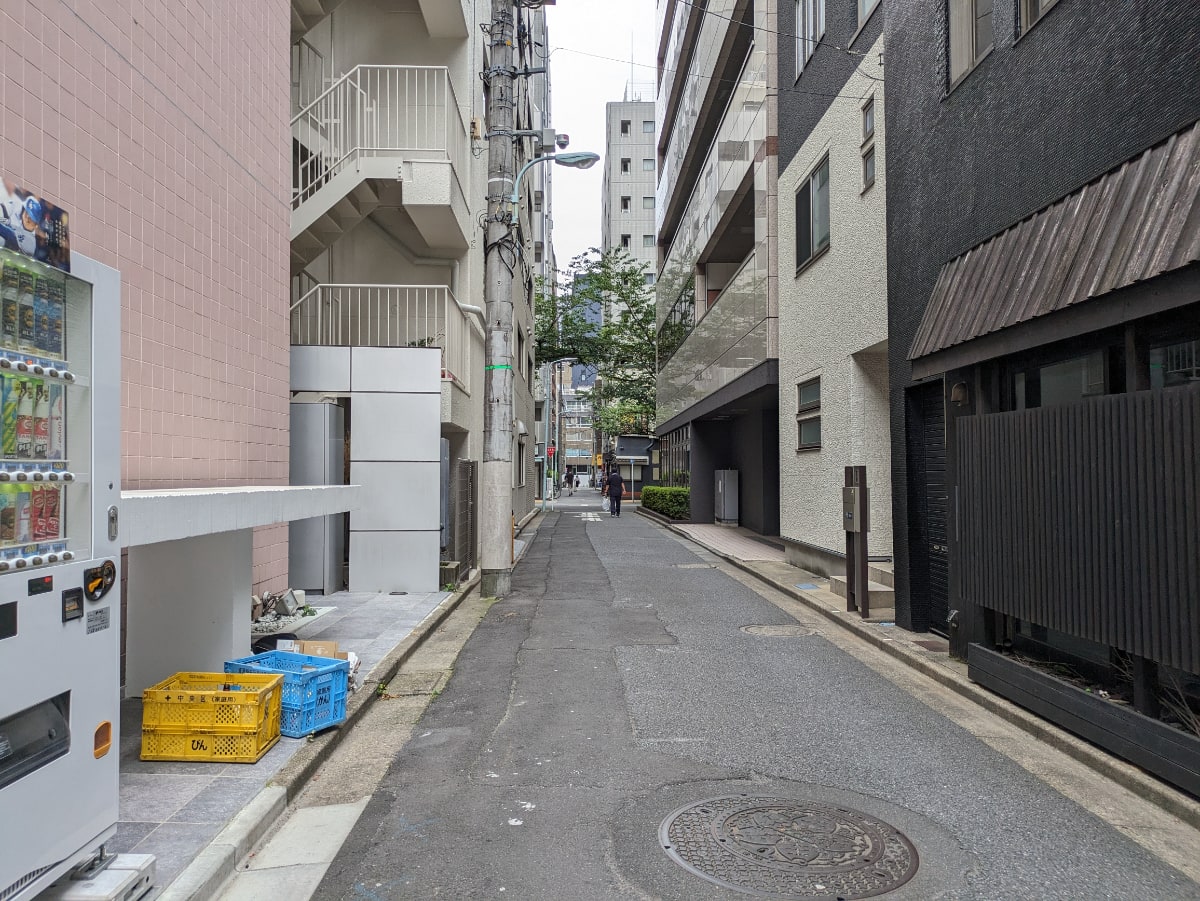 v20250929150708/fresh/building/J00100609235_13