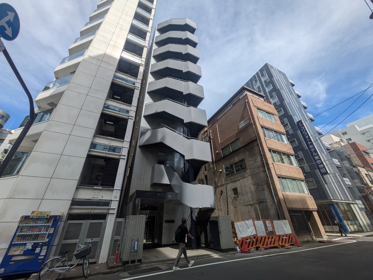 v20250930150908/fresh/building/J00100363524_11