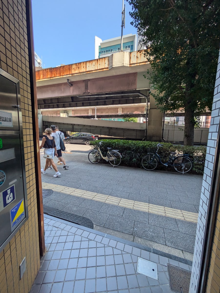 v20250930150908/fresh/building/J00100374444_12