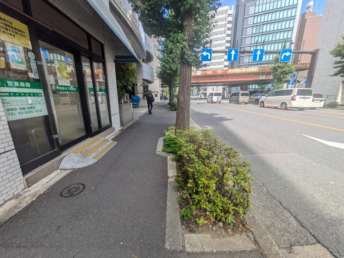 v20250930150908/fresh/building/J00100380790_11