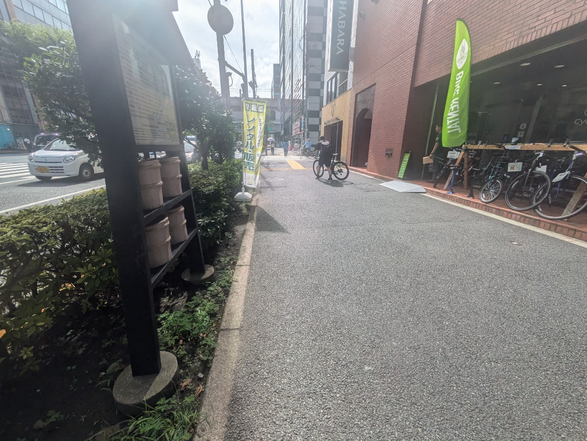 v20250930150908/fresh/building/J00100389597_10
