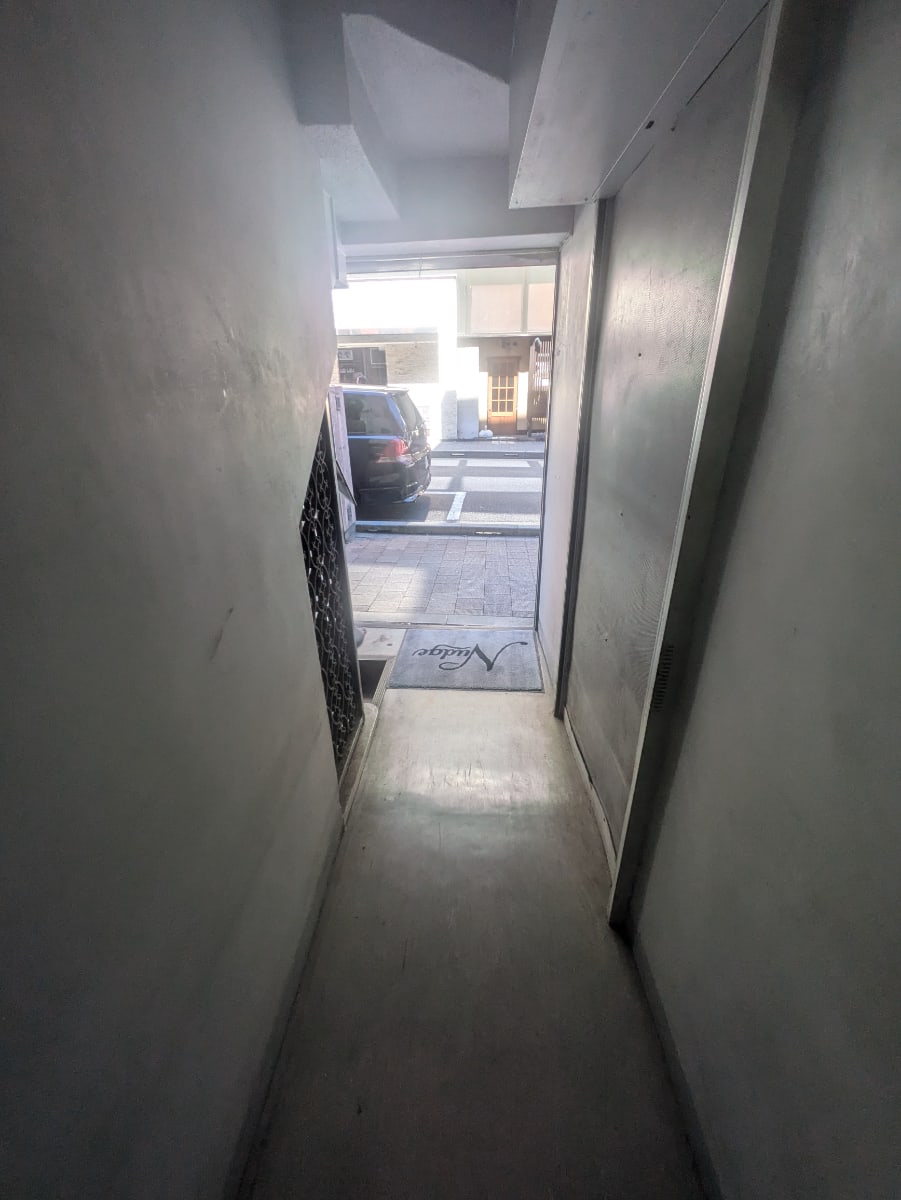 v20250930150908/fresh/building/J00100393615_9
